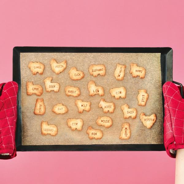 かわいいが大渋滞！ 国民的お菓子〈たべっ子どうぶつ〉の世界