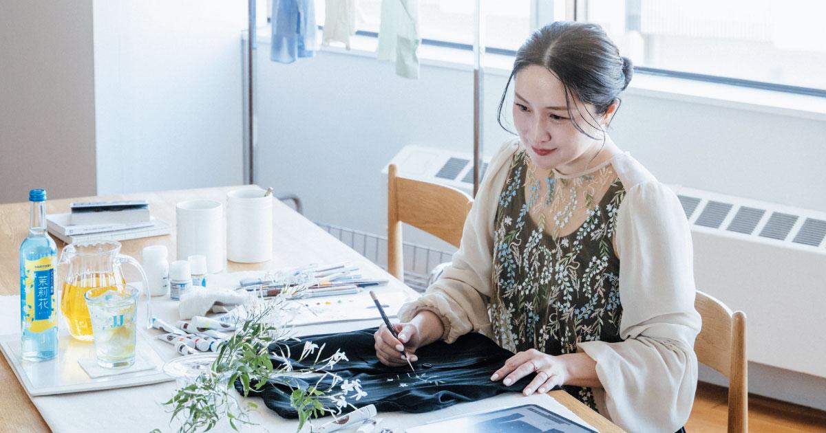 犬山紙子さんの「至福のじぶん時間」は、休日午後の、絵を描くリラックスタイム