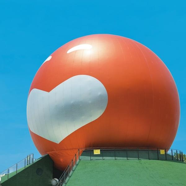 ガクテンソク、ミルクボーイ、フースーヤら人気芸人が総出演。万博会場を爆笑の渦に！