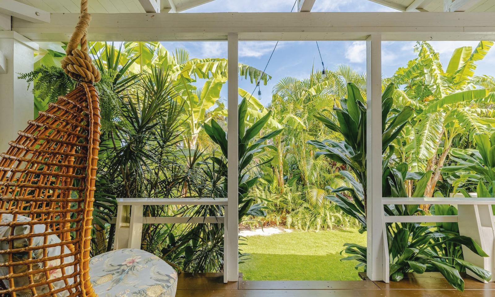 海辺に泊まりたい、大人数で貸切したい！ Airbnbで“ぴったりの宿泊先”を見つける方法