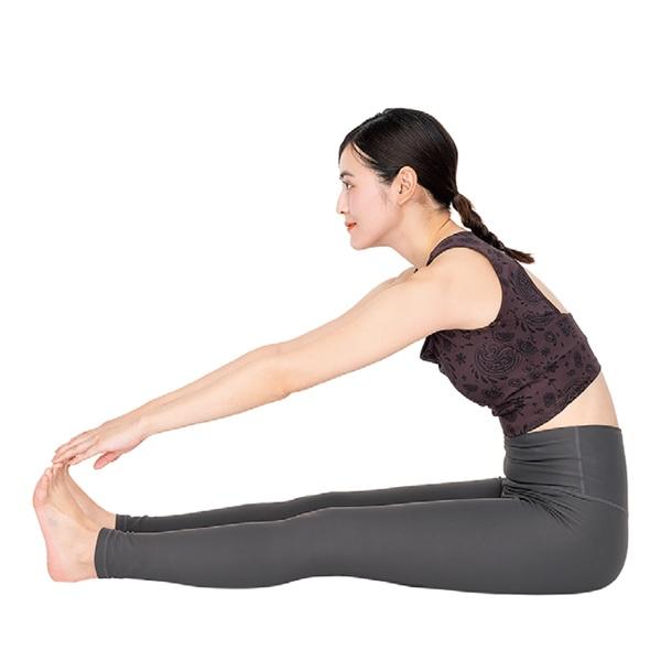 【骨トレ】前後左右の動きでケア！ お尻や脚のラインを崩す主な原因“反り腰”を整える