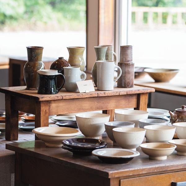 【大人の遠足旅・益子】焼き物とアンティーク。時を超えた、手仕事を求めて