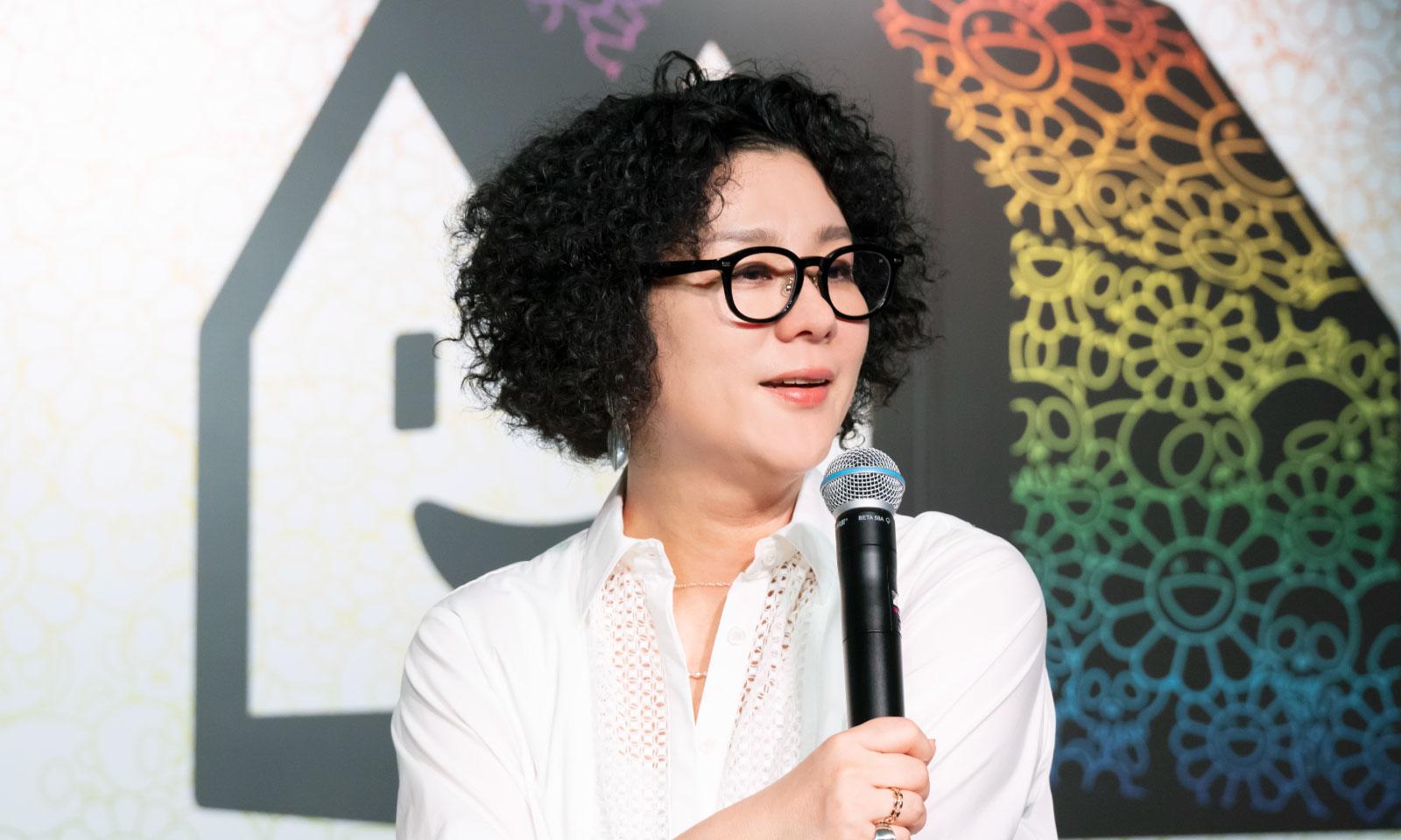 ジェーン・スーさんが語る「女性の不調」と「正しい情報」との向き合い方