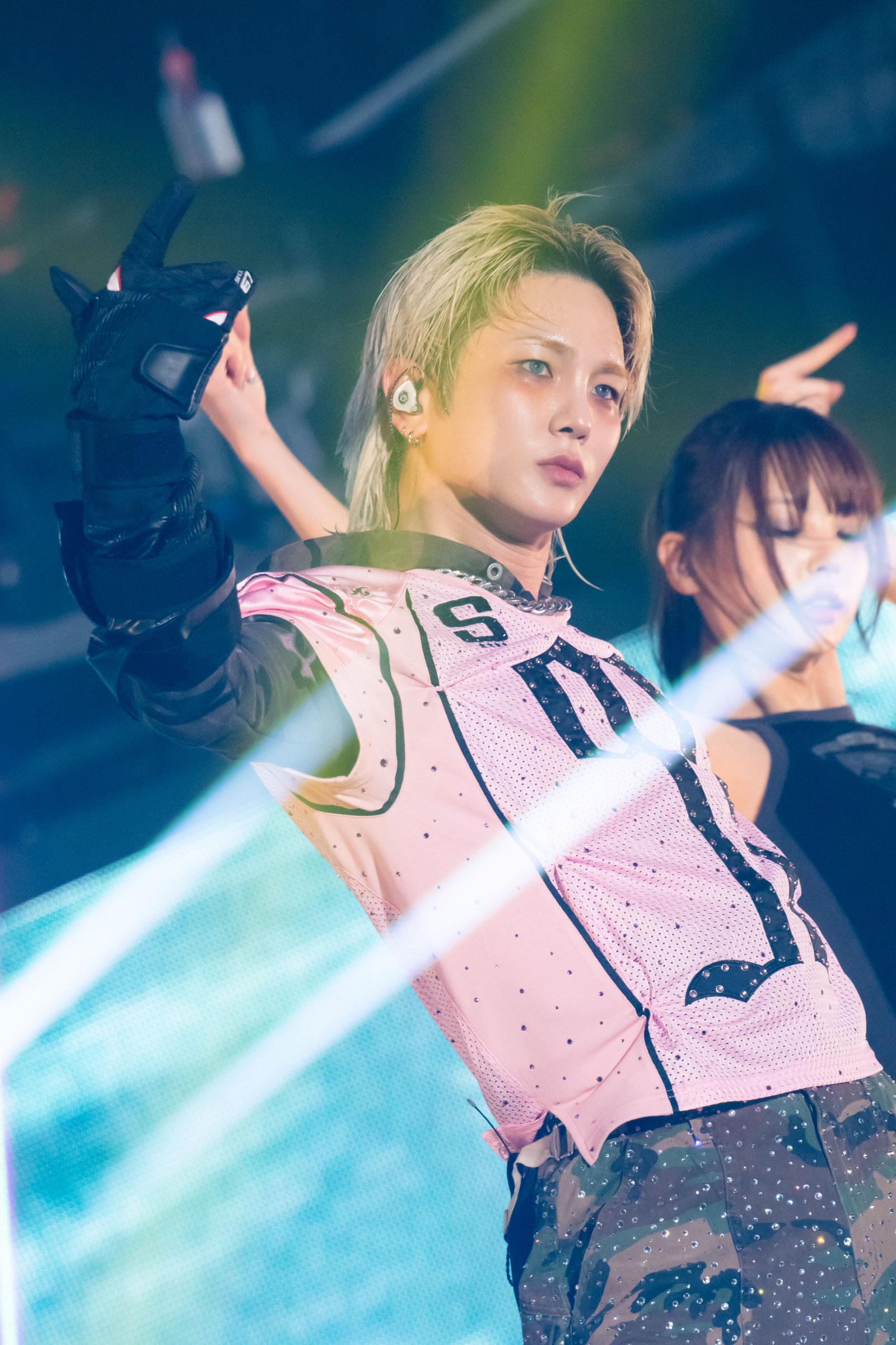 ポップで不気味な圧巻パフォーマンスで会場を魅了！ SHINee・KEY、約1年5か⽉ぶりの⽇本ソロコンサート