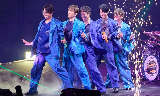 ファンとの掛け合いはまるでコント！ SUPER EIGHTが会場を笑いの渦に包んだ武道館公演