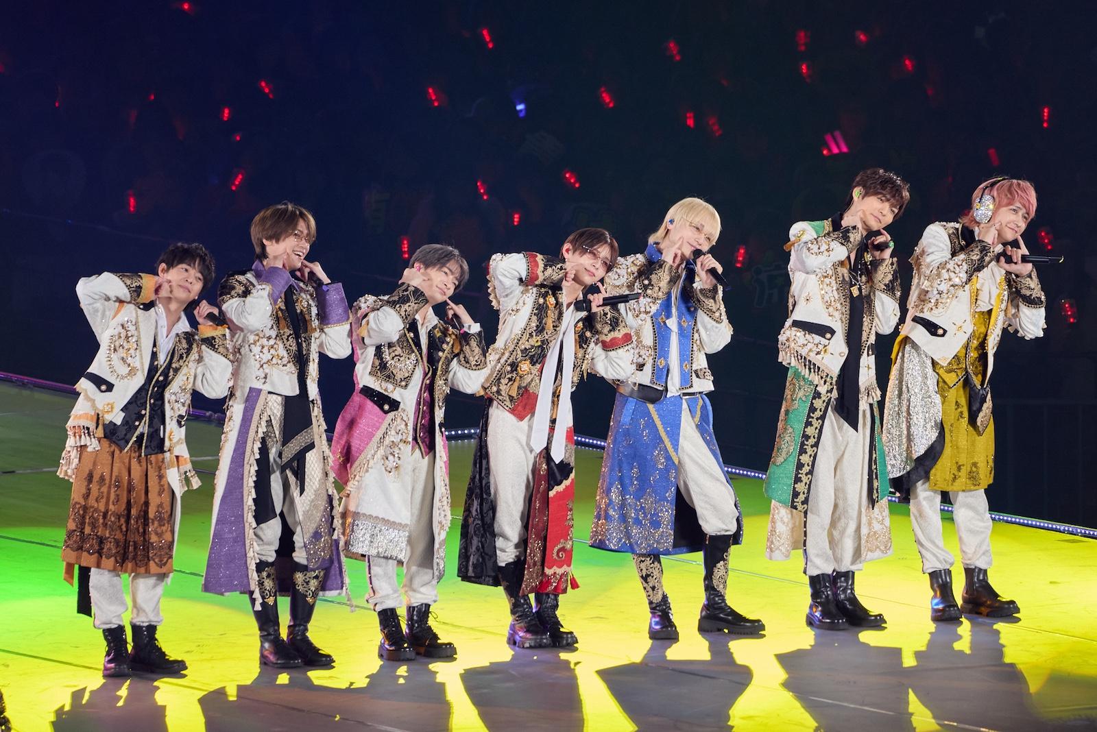 古代図書館、噴⽔、オーケストラ…豪華演出で幻想的な世界を⽣み出す夢のHey! Say! JUMPワールド！