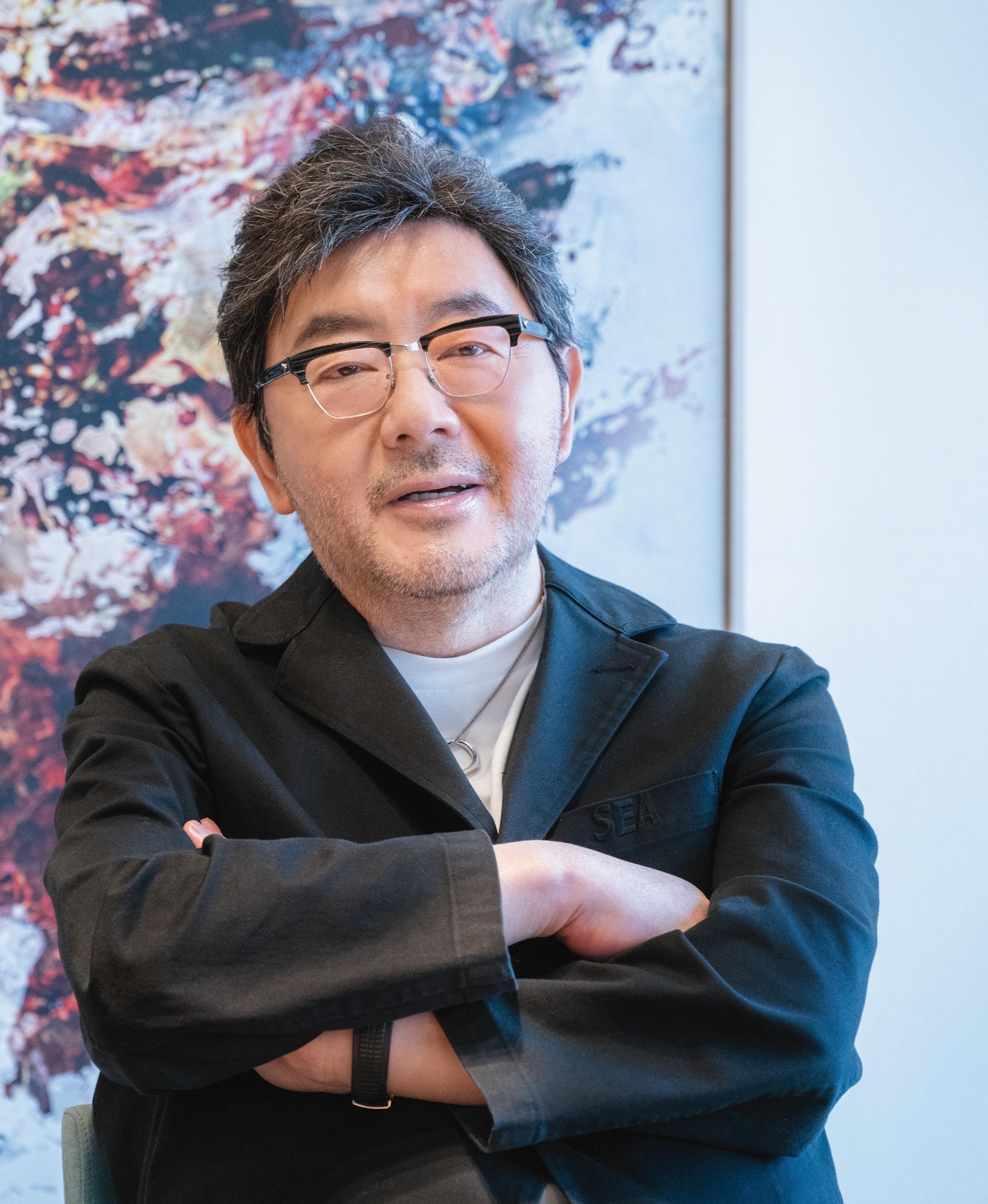 “ボーイズグループ戦国時代”の中で、秋元康が生み出す新たなアイドルとは？