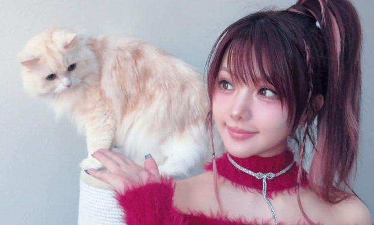 「血のつながりはないけれど、2匹は良き相棒に」田中れいなさんとジャックくん＆シンバくん