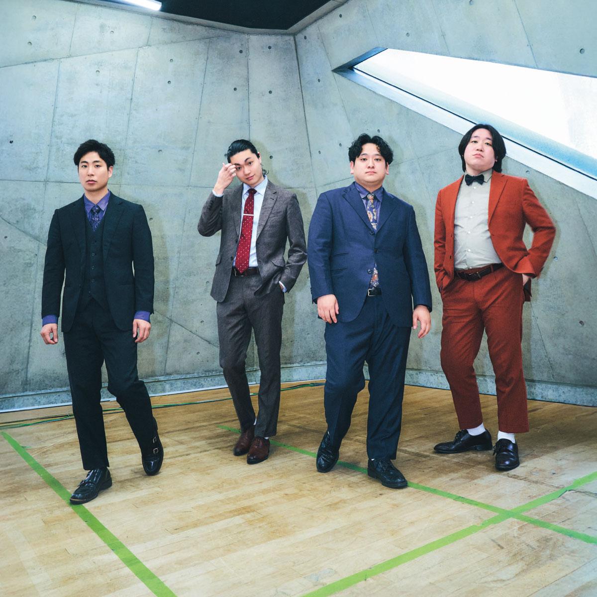 注目の若手芸人、金魚番長×ゼロカラン。劇場ライブで、ユニットが生み出す熱
