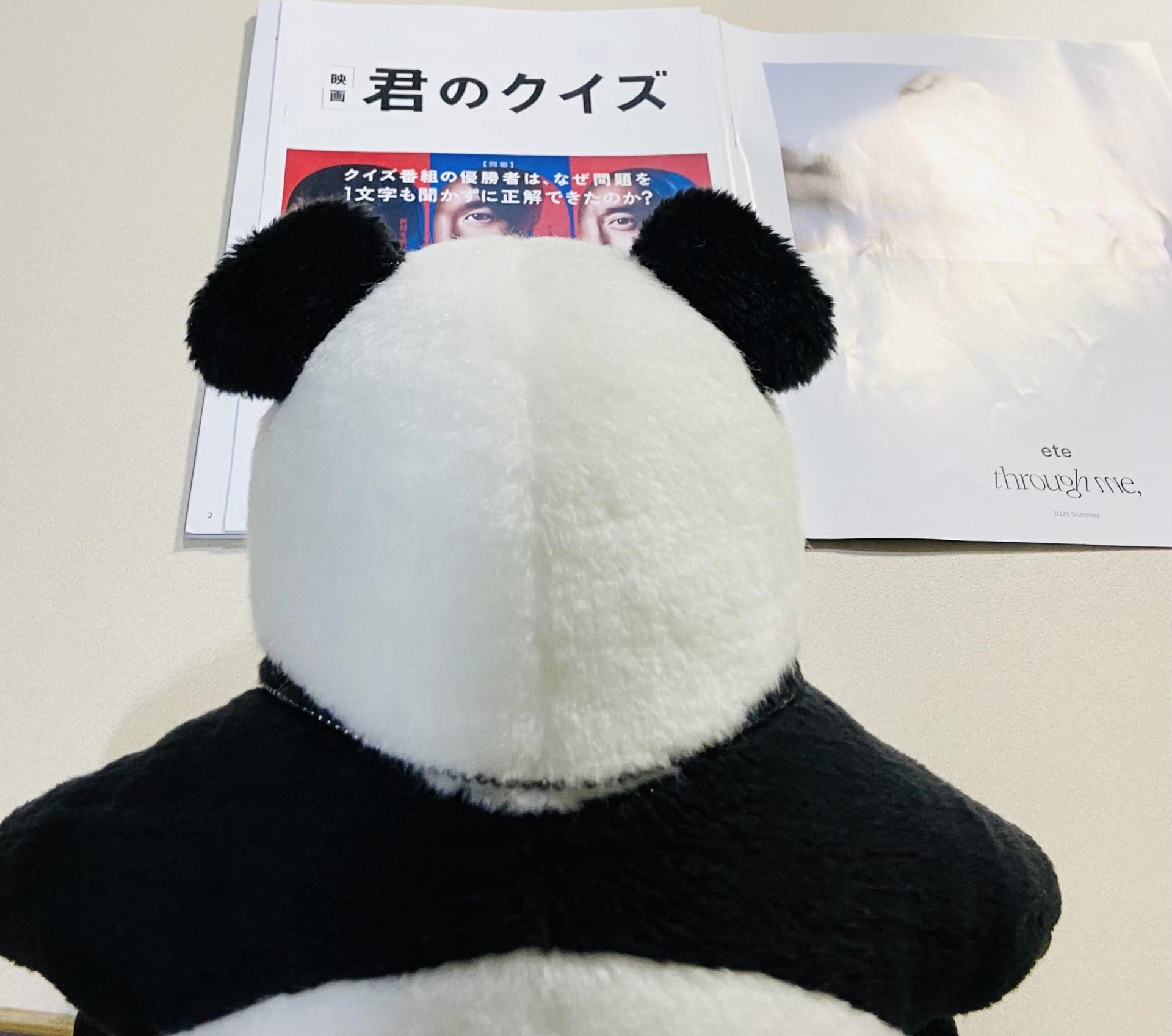 【From Editors】撮影現場を笑いの“幸”で包み込む、中村倫也さん＆神木隆之介さんのクイズグラビア撮影ストーリー