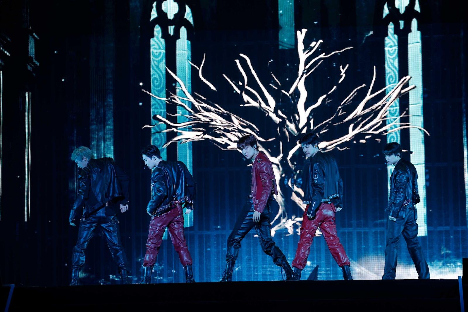EXO、約6年ぶりの⽇本公演開催！ 14年間のキャリアが裏付けるパフォーマンスと未来へのしなやかな覚悟