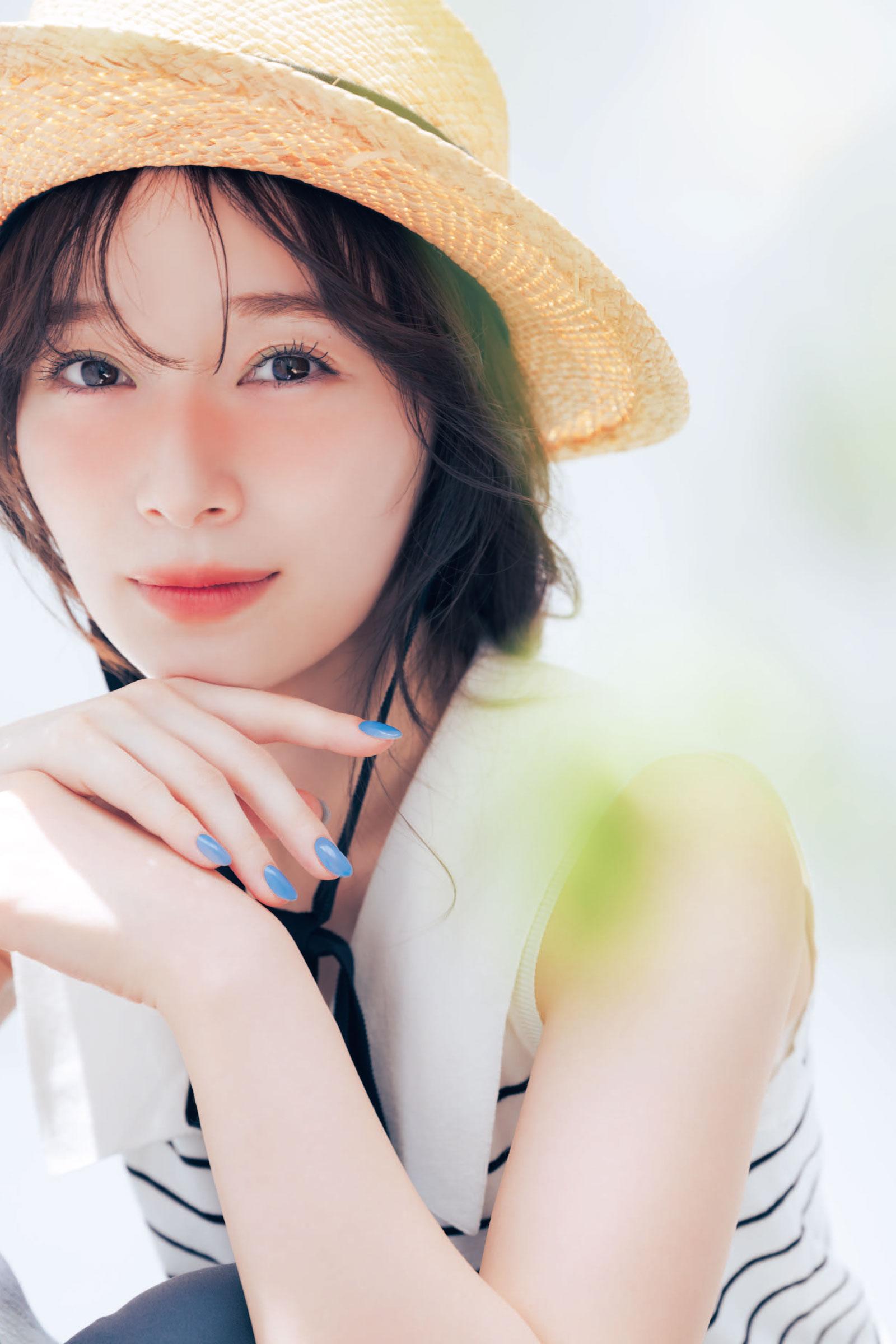 櫻坂46・守屋麗奈「夏になるとちょっと派手な色をつけてみたくなります」