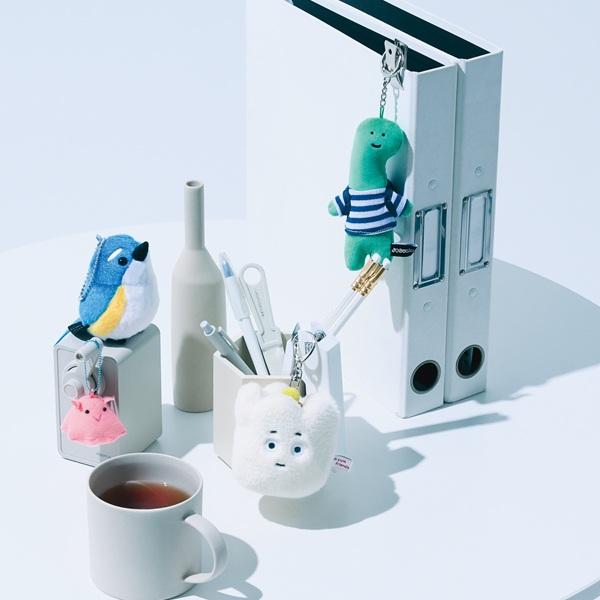 バッグにぶら下げればいつでも一緒! むぎゅっとキーリング・キーホルダー8選