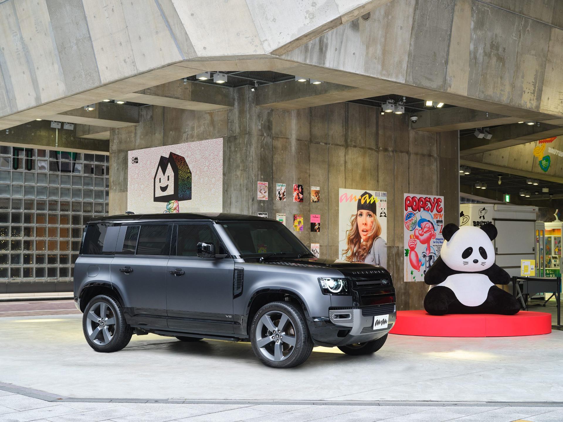 挑戦し続ける、「DEFENDER」と「anan AWARD」の華麗な共演!