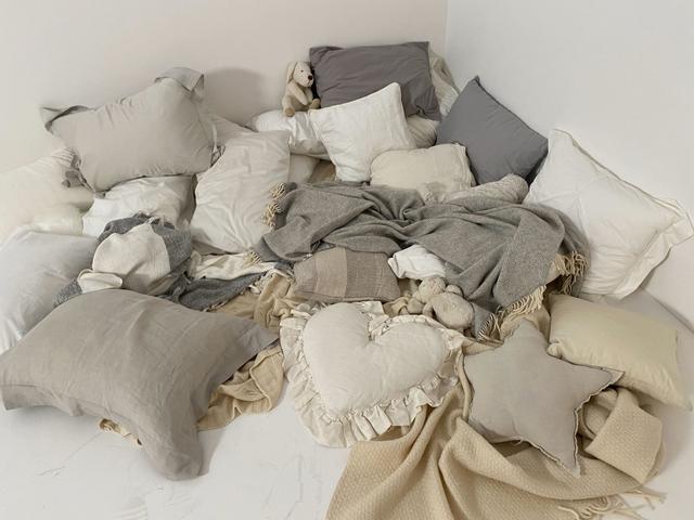 【COVER STORY】Travis Japanが1年ぶりにananで魅せる! 誰かに寄り添う“見守りTiger”全開な撮影現場