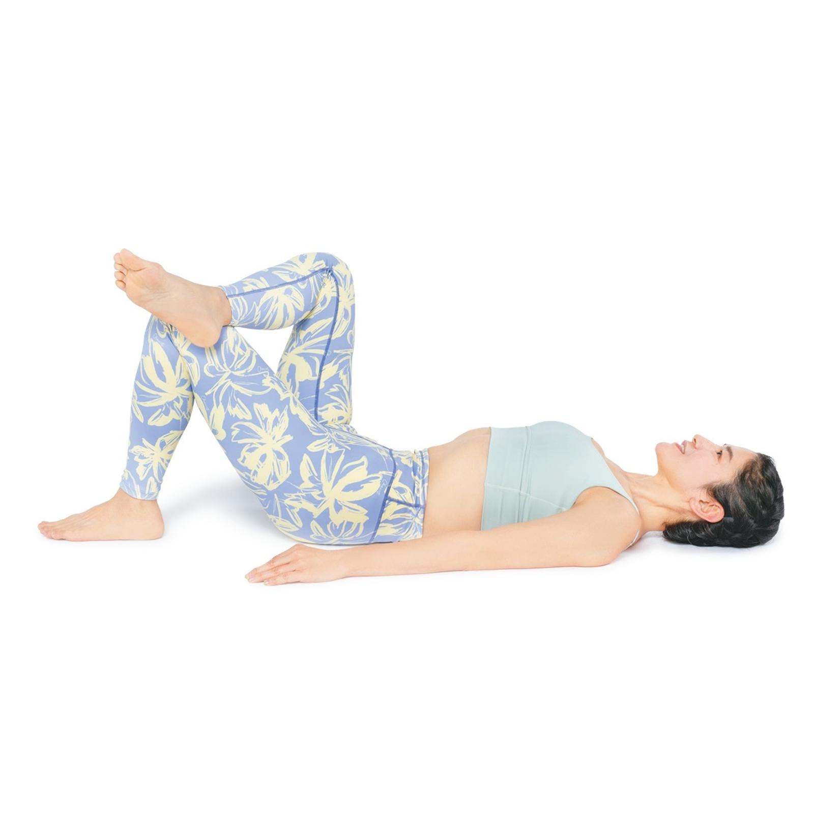 ベッドの上で、たった1分でOK! “寝たままウエストしぼり”でお腹まわりすっきり