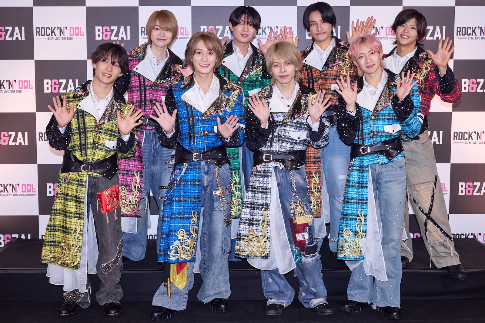 B&ZAIが結成1年、約100公演のライブ経験を経て辿り着いた夢の⽇本武道館公演をサプライズで発表! 涙涙のライブ&会⾒レポート