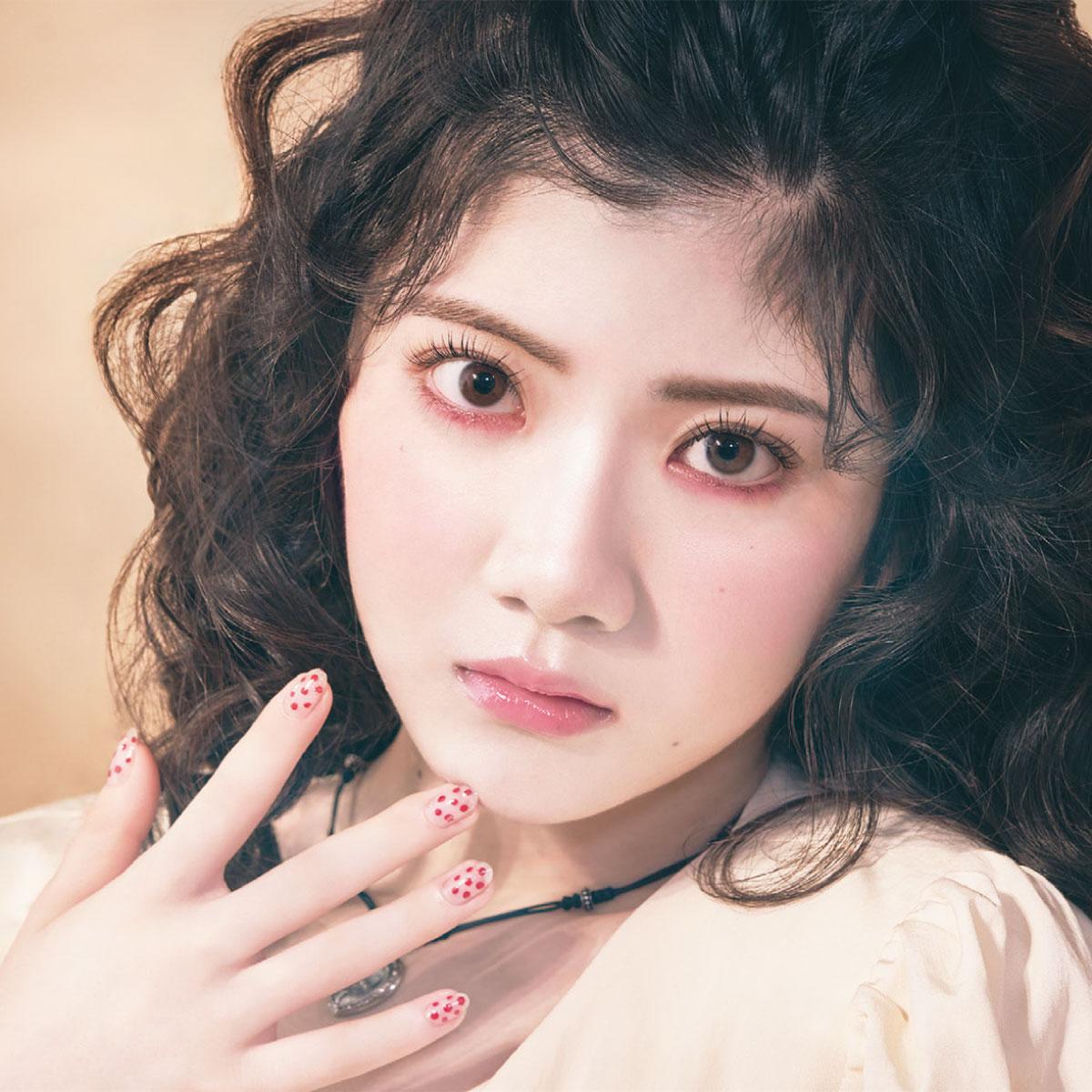 【web限定質問も!】Juice=Juice・川嶋美楓「赤は、私にとって身につけていると安心するお守り的な色」